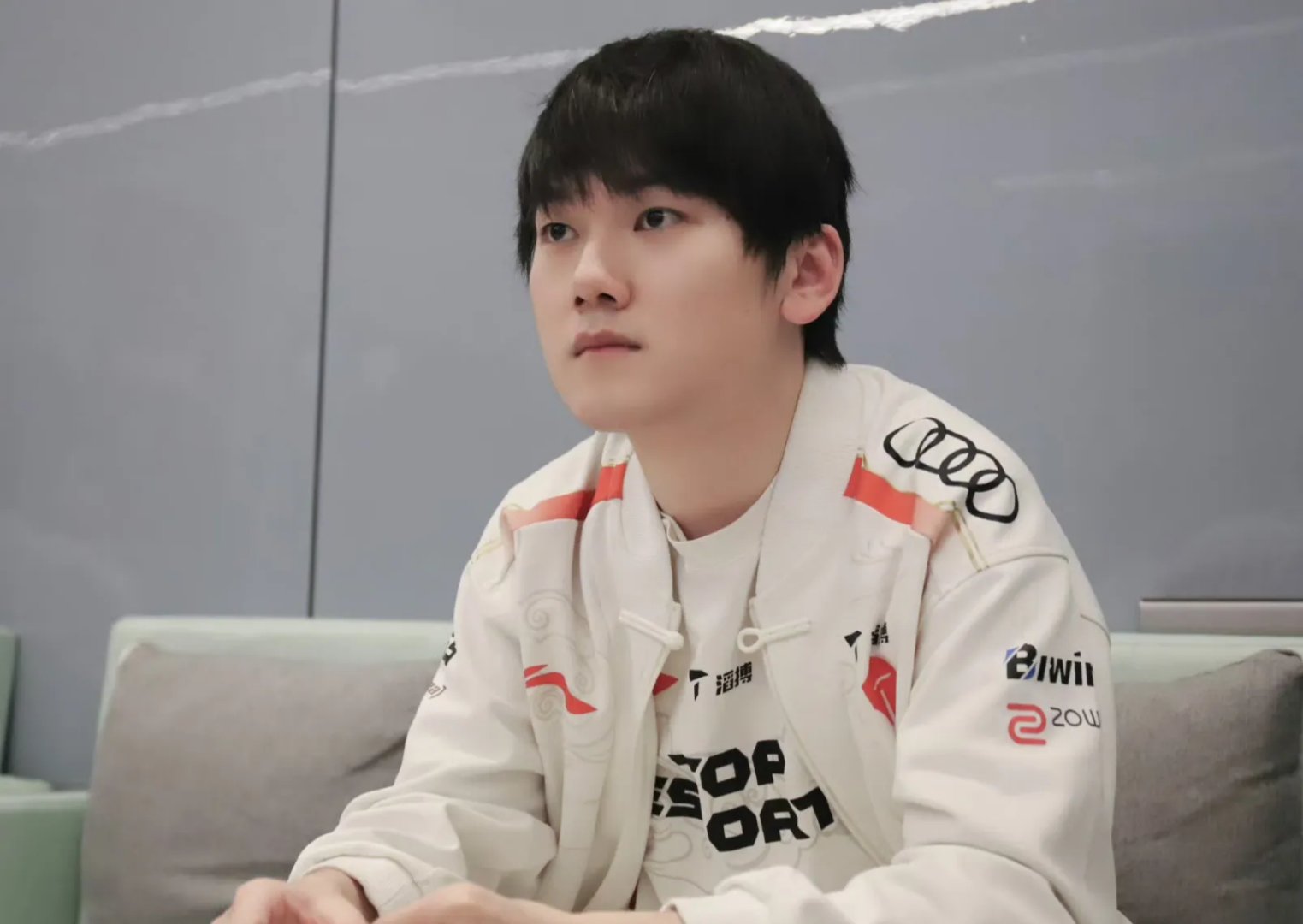 MAD轻取LGD，Doinb完成史诗逆转鏖战多局成都决赛之夜，留下经典瞬间