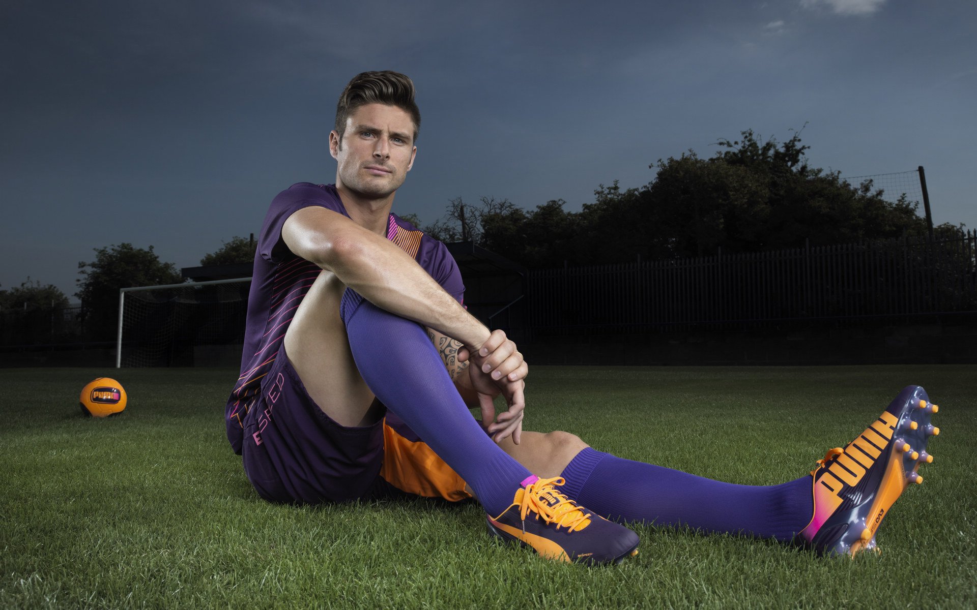 新王加冕！国王横扫勇士晋级，乔治30+全能之夜点燃萨克拉门托